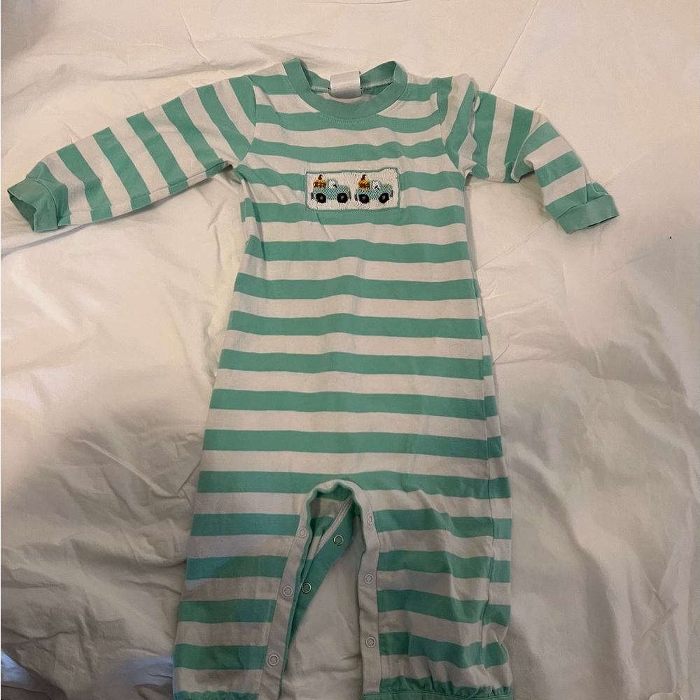Smock it like it’s hot 18m pumpkin romper
